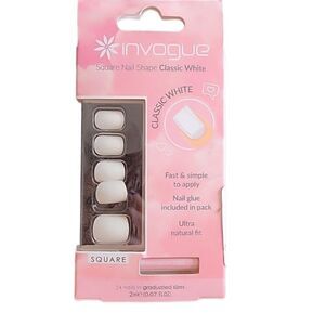 In Vogue Square White Nails
